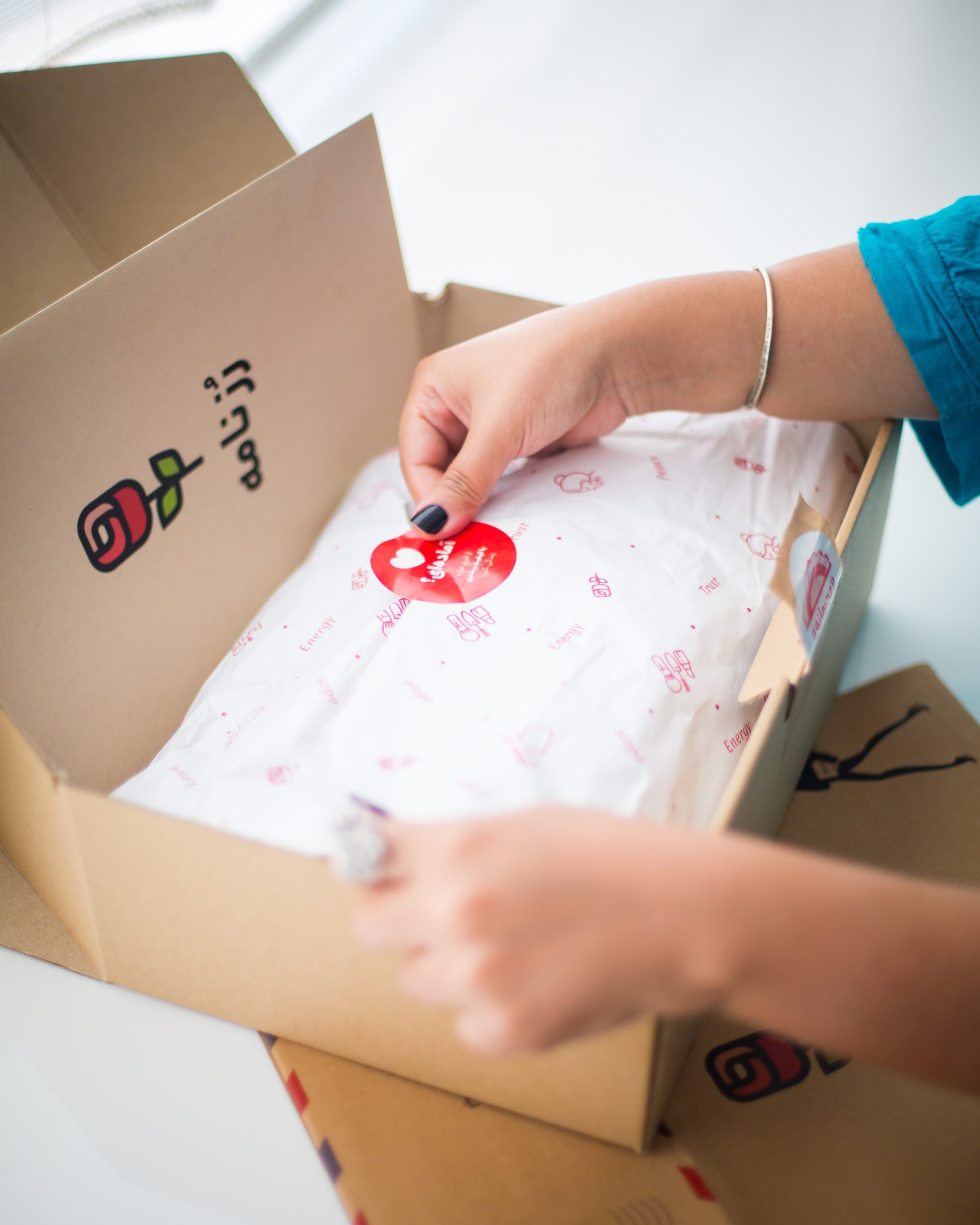Cheapest Way to Move Belongings Overseas