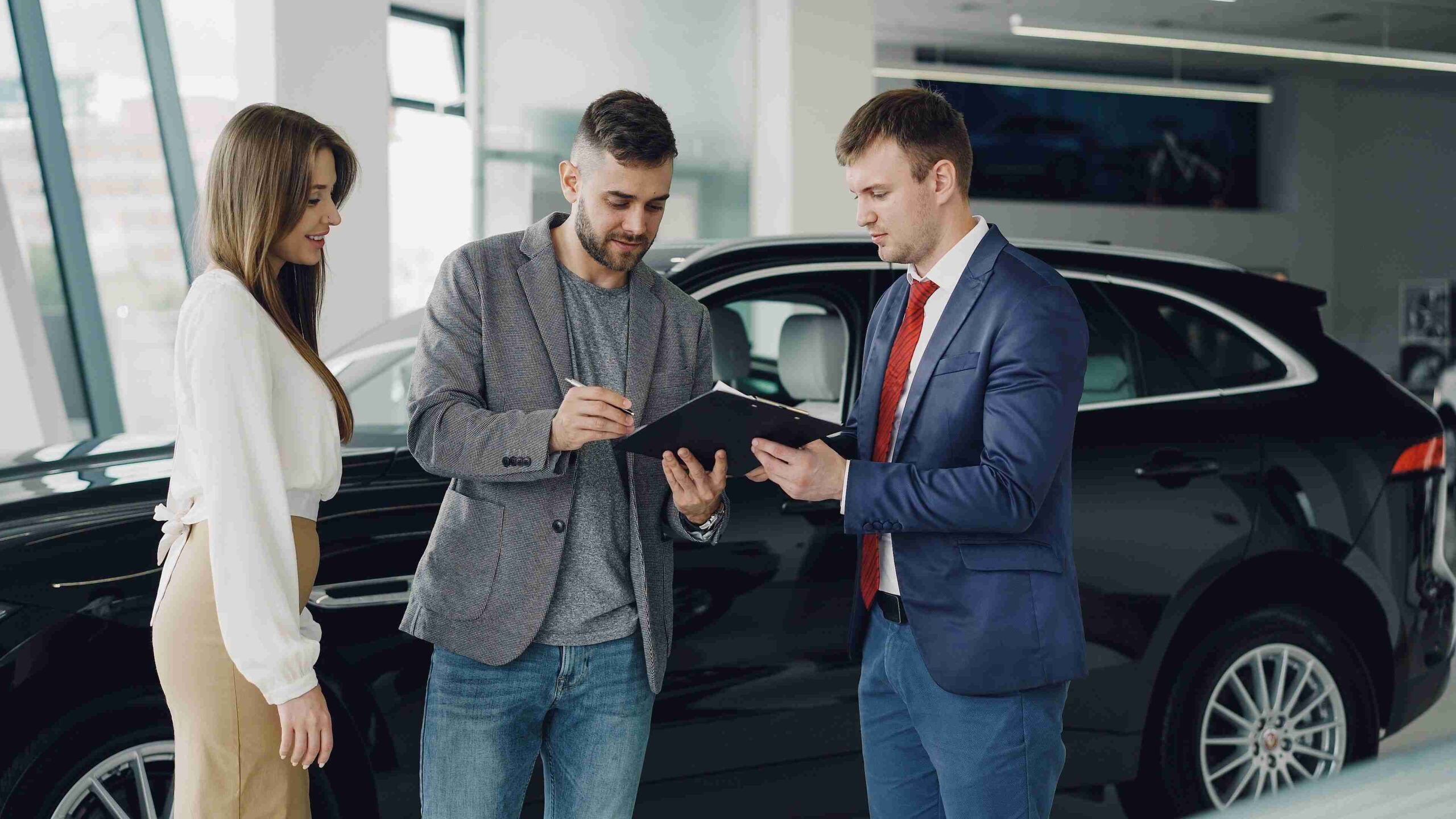 5 Questions To Ask Before Booking A Long Term Car Lease In Dubai